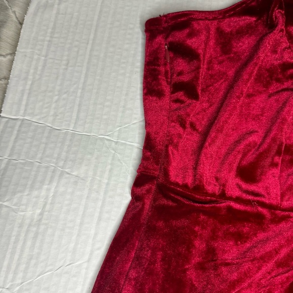 Size large one shoulder dress - Picture 5 of 6